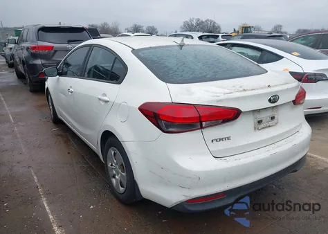 2017 Kia Forte Lx z USA, uszkodzony, nr VIN 3KPFK4A7XHE080739